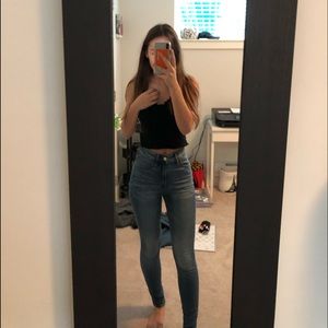 American Eagle blue jeans